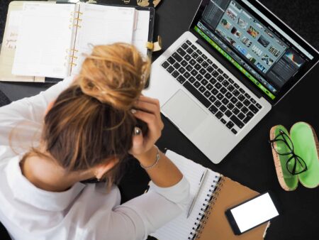 How to Manage Stress in The Workplace