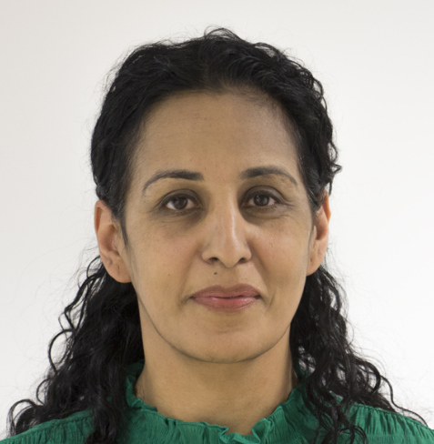 Nadhia Khan